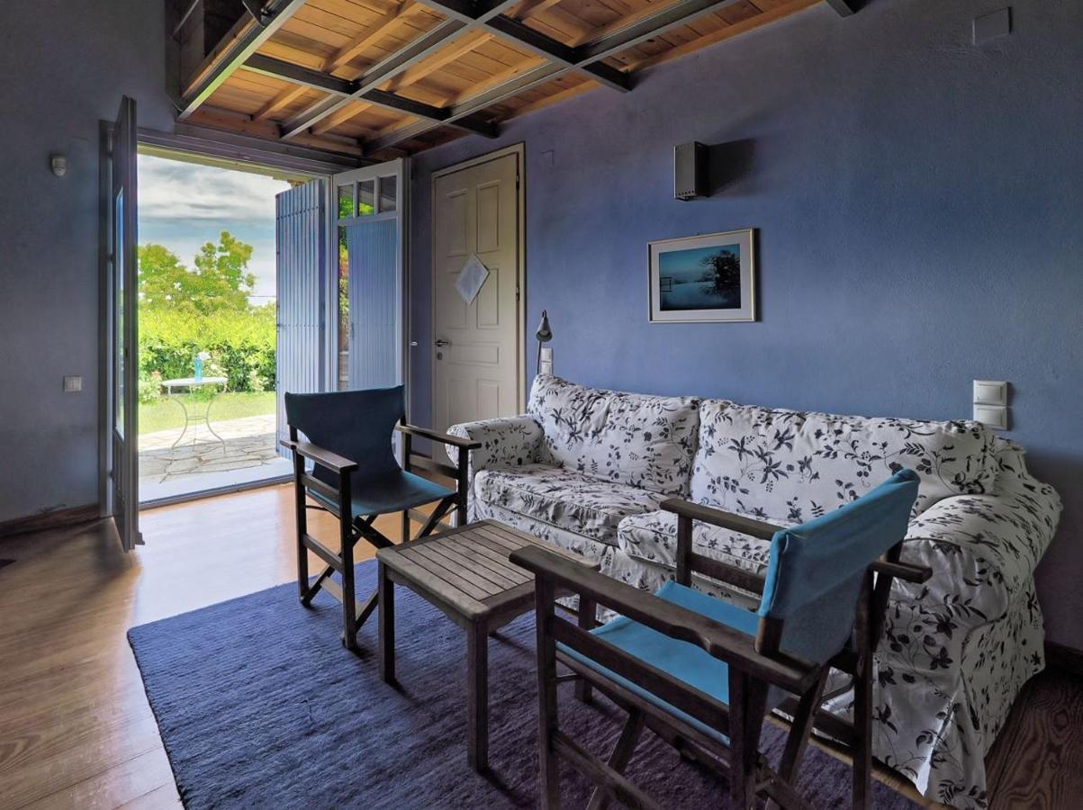 Вилла Tsagkarada Country Estate With Pool Экстерьер фото